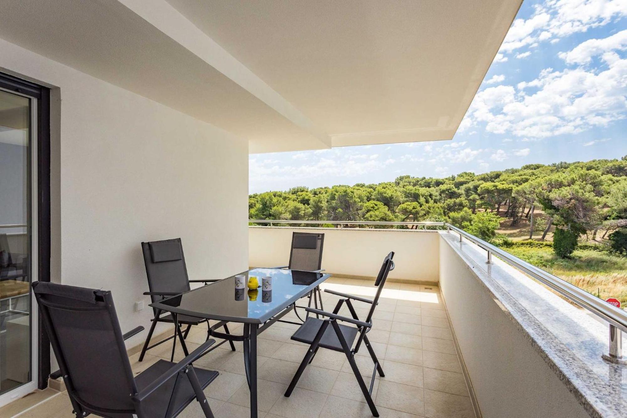 Apartments At Villa Frida Premantura Extérieur photo