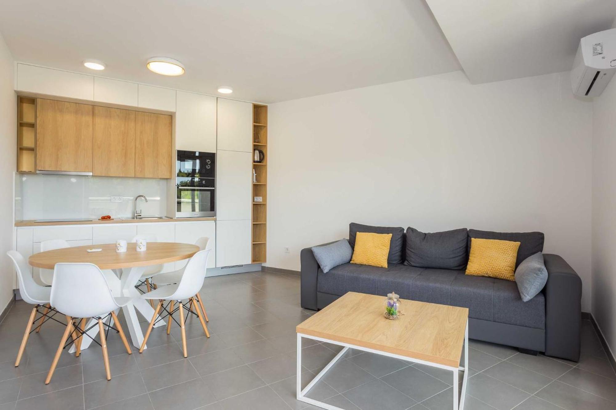 Apartments At Villa Frida Premantura Extérieur photo